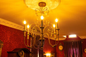 エルヴィータシリーズのインテリア向けシャンデリアライト