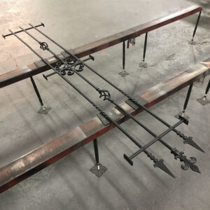 ロートアイアン製面格子パネル｜クラシック装飾デザイン×ブラック半艶仕上げ